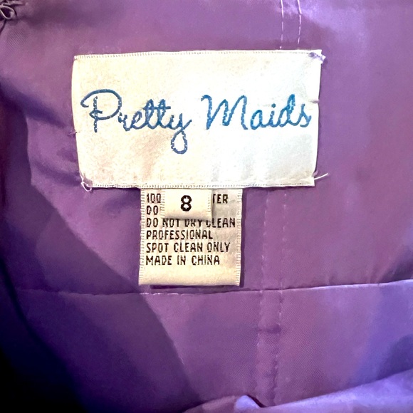 Halter Purple “Pretty Maids” Gown Size 8: Has been taken in on the sides - Picture 10 of 10